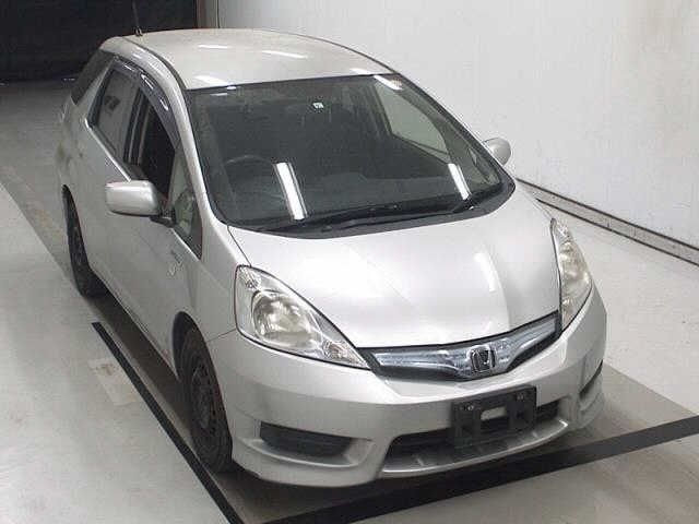 1092 Honda Fit shuttle GP2 2013 г. (JU Chiba)